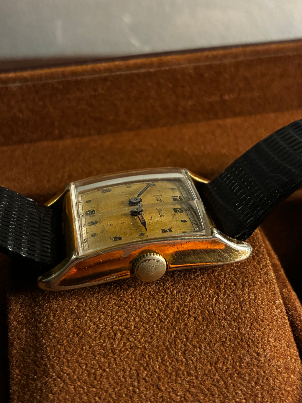 Vintage Zodiac Tank Watch Rectangular Gold Filled Manual Wind Mens Dress 28mm